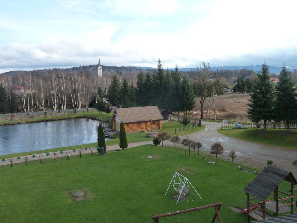 Zajazd Pod Skarpa Mysłakowice Exteriör bild